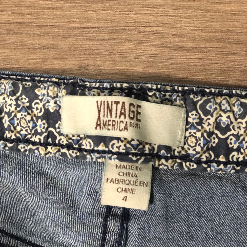Vintage America Rose Embroidered Boyfriend Jeans 4 - Picture 3 of 6